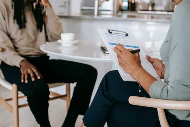 Comparison of a generic LinkedIn summary and an optimized professional About section